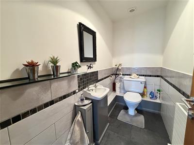 Picture 10